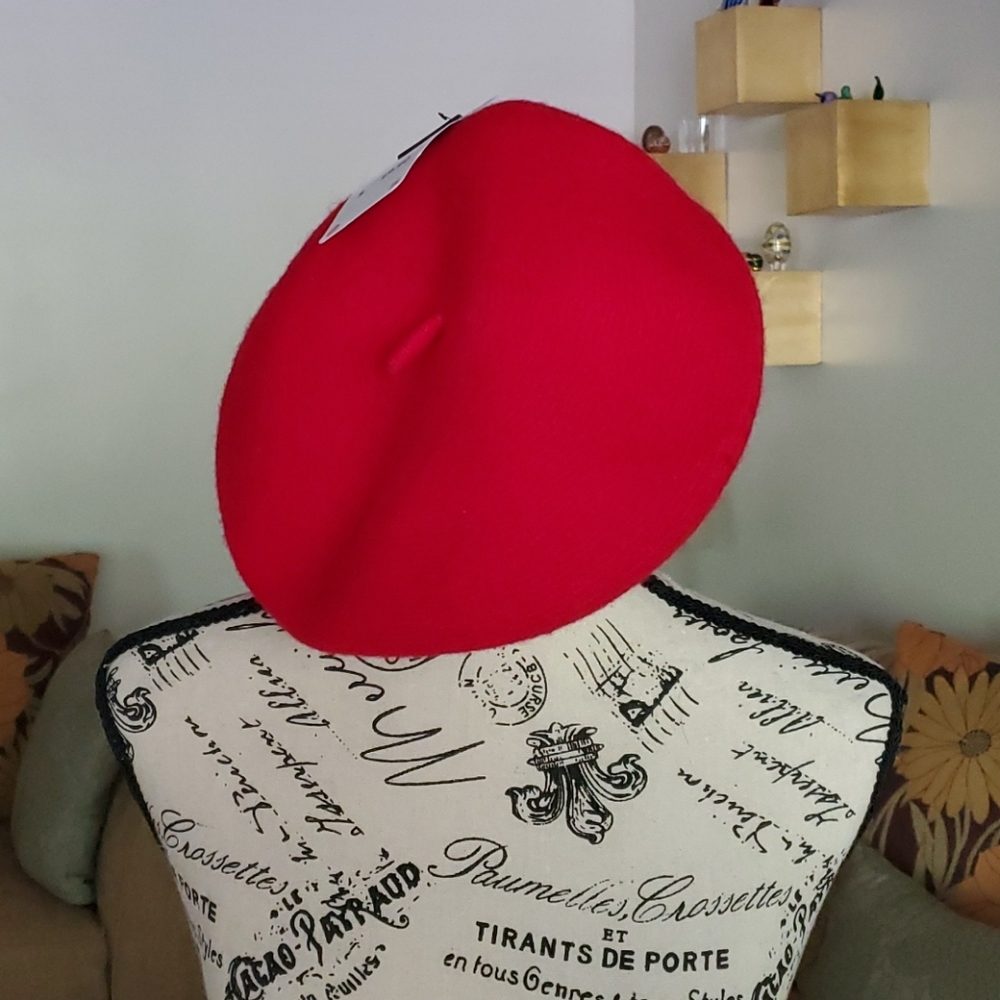Wool beret